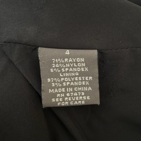 Taylor Sleeveless Black Sheath Dress Wide Neckline Ruffle Accent Pockets Size 4 - Picture 8 of 8